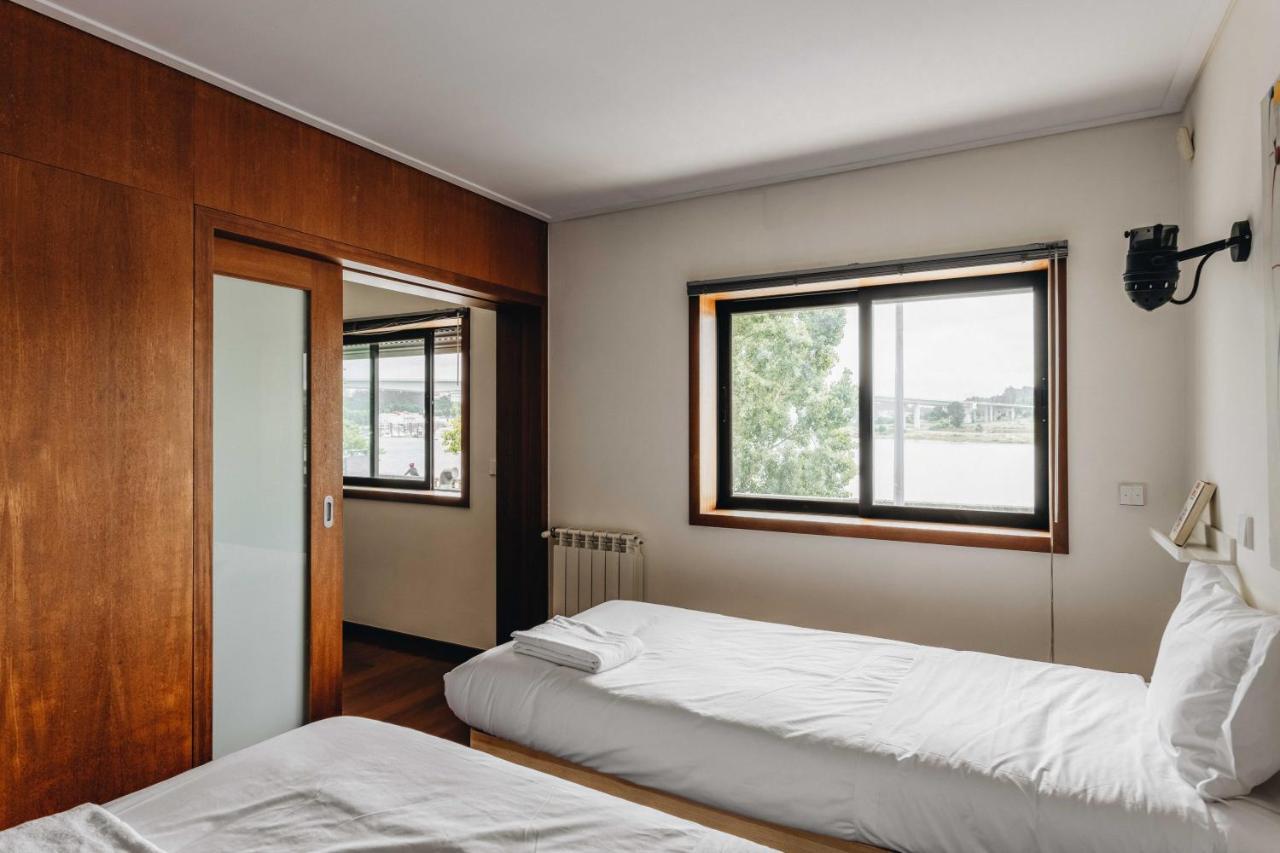 Riverfront Haven Family'S Choice With Free Garage OOporto Extérieur photo