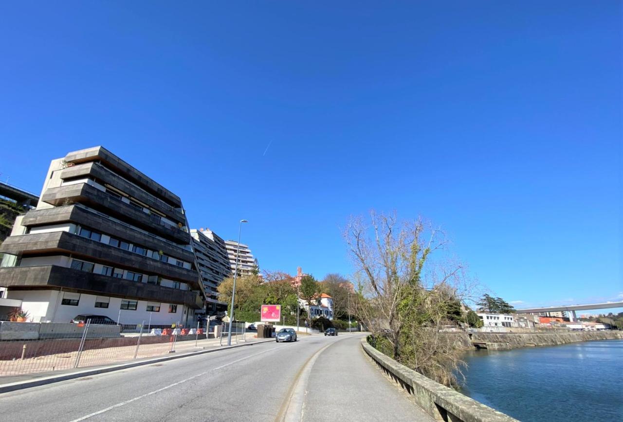 Riverfront Haven Family'S Choice With Free Garage OOporto Extérieur photo