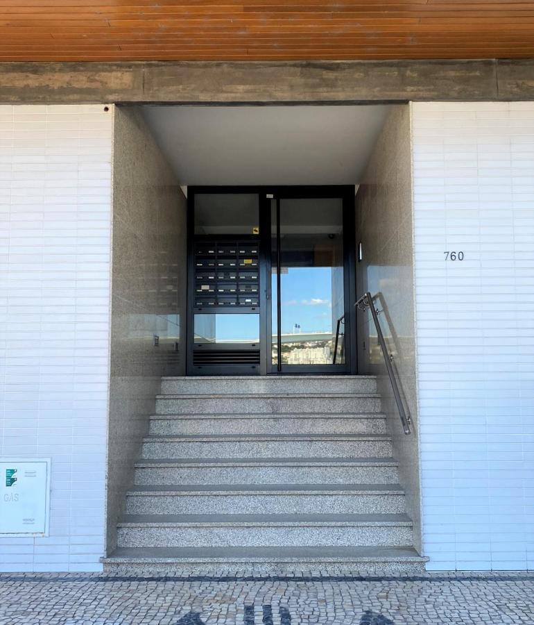 Riverfront Haven Family'S Choice With Free Garage OOporto Extérieur photo